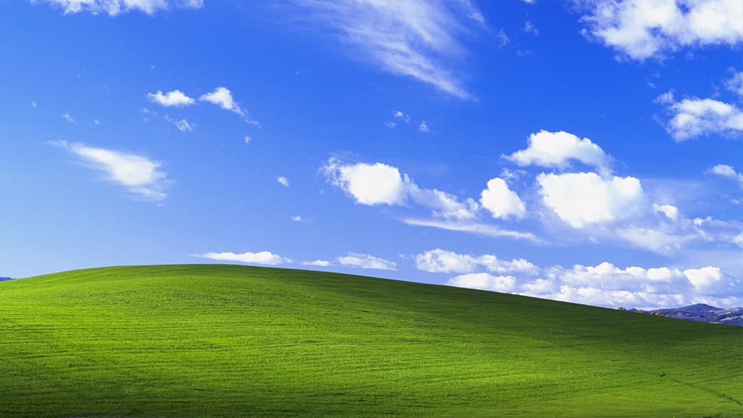 Classic desktop theme in the Cybertronic experience